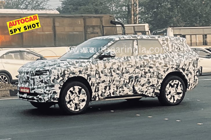 Mahindra B07 Electric SUV Spied
